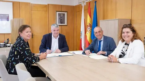 12:00 horas. Despacho del consejero

El consejero de Econom&iacute;a, Hacienda y Fondos Europeos, Luis &Aacute;ngel Ag&uuml;eros, firma un convenio de colaboraci&oacute;n con el Colegio Oficial de Economistas de Cantabria.