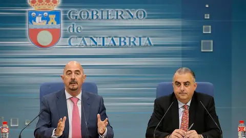 Los consejeros de Fomento, Ordenaci&oacute;n del Territorio y Medio Ambiente, Roberto Media, y de Salud, C&eacute;sar Pascual, informan, en rueda de prensa, sobre la cobertura asistencial de verano en la Atenci&oacute;n Primaria. 
10 JUN 24