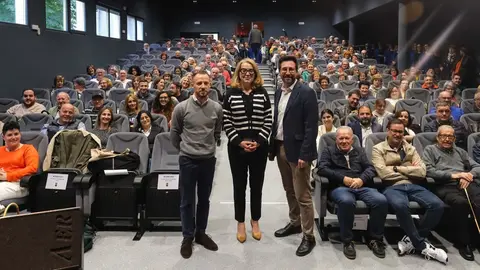 20:30 horas. Casa de Cultura de Colindres. La consejera de Cultura, Turismo y Deporte, Eva Guillermina Fern&aacute;ndez, participa en la inauguraci&oacute;n del cine teatro. 11 de junio de 2024 &copy; Ra&uacute;l Lucio