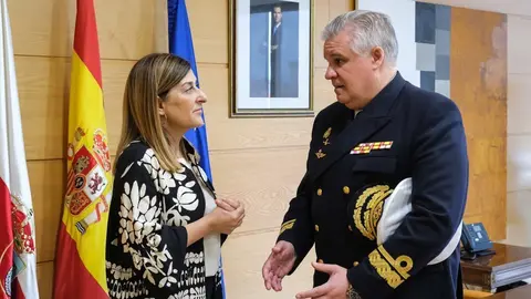 10:00 horas. Gobierno de Cantabria. La presidenta de Cantabria, Mar&iacute;a Jos&eacute; S&aacute;enz de Buruaga, se re&uacute;ne con el almirante Joaqu&iacute;n Ruiz Escagedo, mando de la Agrupaci&oacute;n Permanente de la OTAN. 3 de julio de 2024 &copy; Ra&uacute;l Lucio