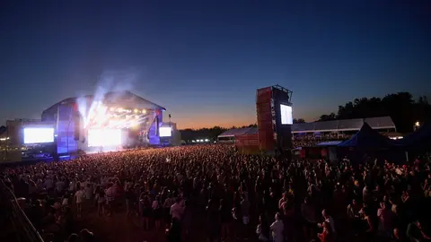 CALI & EL DANDEE - MAGDALENA EN VIVO 2024 - &copy;EL REY LAGART&Oacute;N (30)