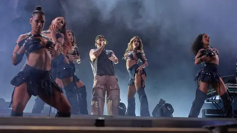 MANUEL TURIZO - MAGDALENA EN VIVO 2024 - &copy;EL REY LAGART&Oacute;N (3)