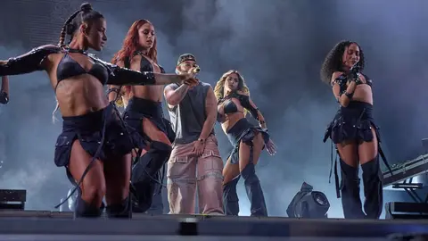 MANUEL TURIZO - MAGDALENA EN VIVO 2024 - &copy;EL REY LAGART&Oacute;N (8)