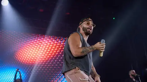 MANUEL TURIZO - MAGDALENA EN VIVO 2024 - &copy;EL REY LAGART&Oacute;N (16)