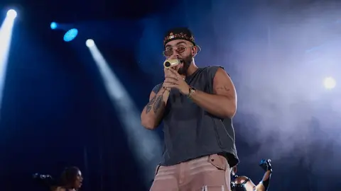 MANUEL TURIZO - MAGDALENA EN VIVO 2024 - &copy;EL REY LAGART&Oacute;N (19)