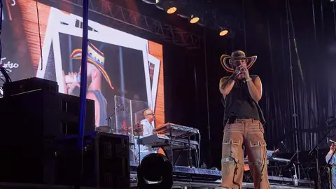 MANUEL TURIZO - MAGDALENA EN VIVO 2024 - &copy;EL REY LAGART&Oacute;N (46)