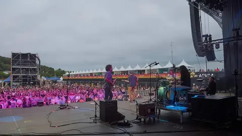 LA SONRISA DE JULIA - MAGDALENA EN VIVO 2024 - &copy;EL REY LAGART&Oacute;N (3)