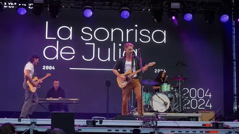 LA SONRISA DE JULIA - MAGDALENA EN VIVO 2024 - &copy;EL REY LAGART&Oacute;N (8)