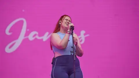 PAULA V&Aacute;ZQUEZ - MAGDALENA EN VIVO 2024 - &copy;EL REY LAGART&Oacute;N (5)