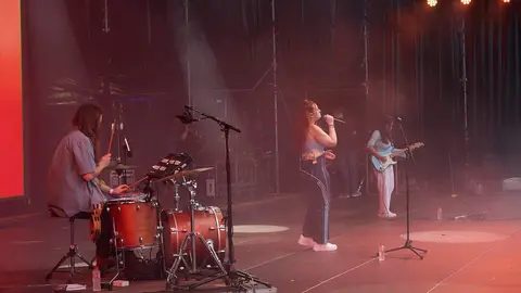 PAULA V&Aacute;ZQUEZ - MAGDALENA EN VIVO 2024 - &copy;EL REY LAGART&Oacute;N (8)