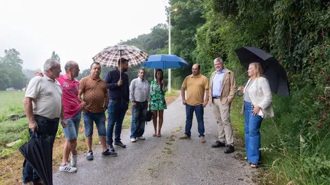 11:30 horas. Villafufre

El consejero de Econom&iacute;a, Hacienda y Fondos Europeos, Luis &Aacute;ngel Ag&uuml;eros, inaugura el alumbrado del municipio financiado con fondos europeos.