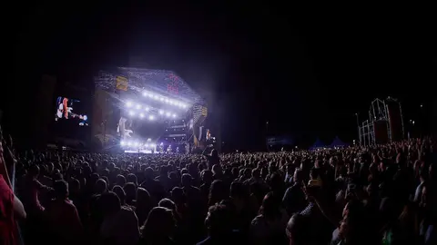 HOMBRES G - VIVE LA FERIA 2024 - &copy;EL REY LAGARTÓN  (44)