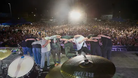 HOMBRES G - VIVE LA FERIA 2024 - &copy;EL REY LAGARTÓN  (50)