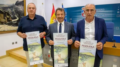 12:00 horas. Sala de reuniones de la Consejer&iacute;a. PCTCAN

 

El consejero de Desarrollo Rural, Ganader&iacute;a, Pesca y Alimentaci&oacute;n, Pablo Palencia, preside la Mesa Regional Agraria 7 agosto 2024 &copy; Oficina de comunicaci&oacute;n 8 agosto 2024 &copy; Miguel De la Parra