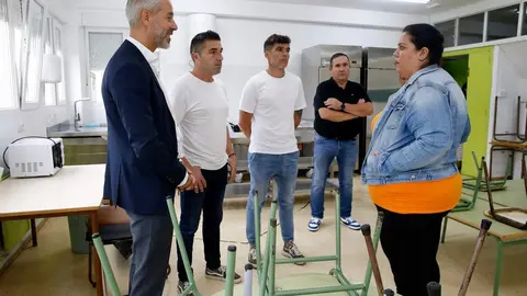 El consejero de Educaci&oacute;n, Formaci&oacute;n Profesional y Universidades, Sergio Silva, visita el CEIP Francisco de Quevedo y Villegas.
21 AGO 24