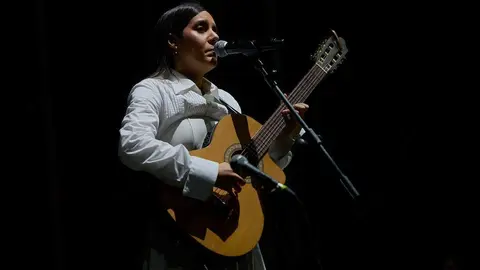 VALERIA CASTRO - LA PLAZA SANTANDER 2024 - &copy;EL REY LAGARTÓN (6)