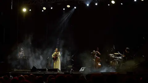 VALERIA CASTRO - LA PLAZA SANTANDER 2024 - &copy;EL REY LAGARTÓN (7)