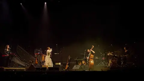 VALERIA CASTRO - LA PLAZA SANTANDER 2024 - &copy;EL REY LAGARTÓN (12)