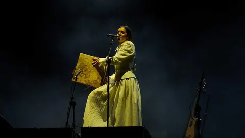 VALERIA CASTRO - LA PLAZA SANTANDER 2024 - &copy;EL REY LAGARTÓN (14)