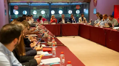 El consejero de Fomento, Vivienda, Ordenaci&oacute;n del Territorio y Medio Ambiente, Roberto Media, inaugura una jornada de la comisi&oacute;n de Coordinaci&oacute;n en Materia de Residuos del Ministerio para la Transici&oacute;n Ecol&oacute;gica y el Reto Demogr&aacute;fico. 
18 SEP 24