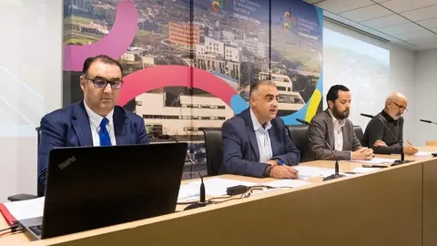 09:00 horas. Sal&oacute;n de actos del PCTCAN. El consejero de Fomento, Vivienda, Ordenaci&oacute;n del Territorio y Medio Ambiente, Roberto Media, preside el Consejo Asesor de Medio Ambiente. 20 de sept. de 24 &copy; Ra&uacute;l Lucio