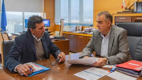 09:00 horas. Despacho del consejero

El consejero de Fomento, Vivienda, Ordenaci&oacute;n del Territorio y Medio Ambiente, Roberto Media, recibe al alcalde de Bareyo.