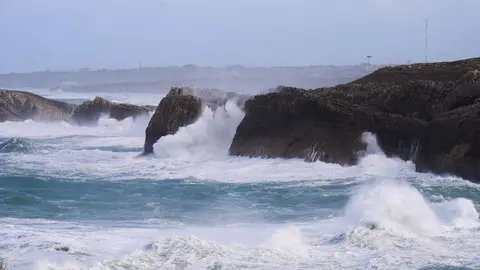 2/11/23  Santander
ep temporal olas 



FOTO: Juanma Serrano