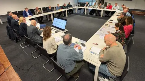 16:30 horas. Sal&oacute;n de actos de la Consejer&iacute;a, PCTCAN 

La consejera de Desarrollo Rural, Ganader&iacute;a, Pesca y Alimentaci&oacute;n, Mar&iacute;a Jes&uacute;s Susinos, preside la reuni&oacute;n del Consejo Regional de Pesca Continental.