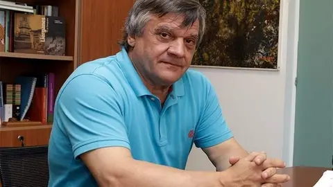 12:30 Despacho del consejero. El consejero de Educaci&oacute;n, Cultura y Deporte, Ram&oacute;n Ruiz,  recibe al rabelista Chema Puente. 20 de junio de 2016 &copy; Ra&uacute;l Lucio