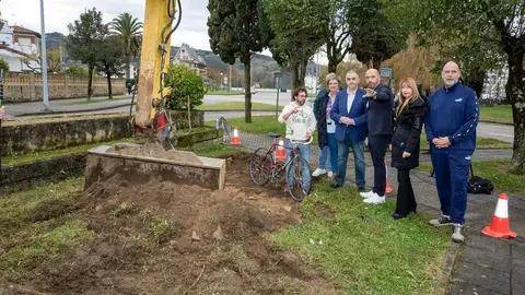 11:15 horas. https://maps.app.goo.gl/Vov365QMj4ybKbxw5 	

El consejero de Fomento, Vivienda, Ordenaci&oacute;n del Territorio y Medio Ambiente, Roberto Media, visita actuaciones de su departamento en Laredo.