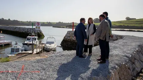 11:30 horas. La Pozona. Cuch&iacute;a, Miengo
La presidenta del Gobierno de Cantabria, Mar&iacute;a Jos&eacute; S&aacute;enz de Buruaga, inaugura
las obras realizadas en las instalaciones portuarias 31 OCT 24 &copy; Miguel De la Parra