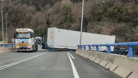 Captura de pantalla 2025-01-24 a las 21.57.17