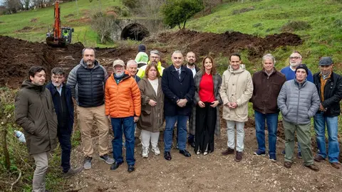 11:00 horas. https://maps.app.goo.gl/rF17M9VGZKQzPWmk6
El consejero de Fomento, Vivienda, Ordenaci&oacute;n del Territorio y Medio Ambiente, Roberto Media, visita las obras del carril bici Villaescusa-P&eacute;nagos.