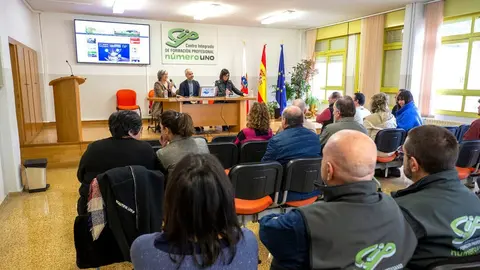 09:45 horas. Santander. CIFP N&uacute;mero Uno

El consejero de Educaci&oacute;n, Formaci&oacute;n Profesional y Universidades, Sergio Silva, inaugura la III Semana Tecnol&oacute;gico del CIFP N&uacute;mero Uno.
3 FEB 25 &copy; Miguel De la Parra