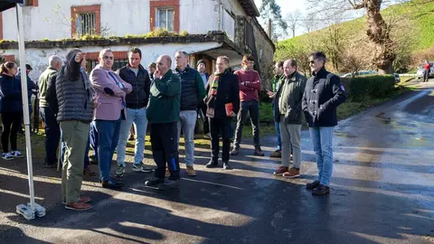 11:00 horas. Ruesga

El consejero de Fomento, Vivienda, Ordenaci&oacute;n del Territorio y Medio Ambiente, Roberto Media, visita el inicio de la obra de la carretera Mentera-Barruelo-La Alcomba.
3 feb 25 &copy; Miguel De la Parra