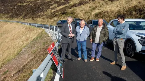 11:30 horas. Saro 
El consejero de Fomento, Vivienda, Ordenaci&oacute;n del Territorio y Medio Ambiente, Roberto Media, inaugura las obras del puente sobre el R&iacute;o Llerana.