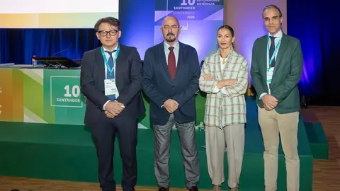 9:00 horas. Palacio de Exposiciones y Congresos de Santander 
El consejero de Salud, C&eacute;sar Pascual, inaugura el 10&ordm; Simposio de Enfermedades Autoinmunes Sist&eacute;micas.