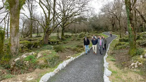 10:30 horas. Voto https://maps.app.goo.gl/Td6EHxZYfpEMCk2V6

El consejero de Fomento, Vivienda, Ordenaci&oacute;n del Territorio y Medio Ambiente, Roberto Media, inaugura actuaciones de asfaltado y la mejora del &aacute;rea recreativa de La Malosa.