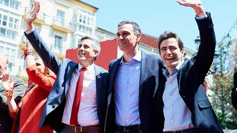 20/05/2019  SANTANDER

PSOE en santander

Pedro Sanche, Pablo Zuloaga, Pedro Casares

FOTO: JUAN MANUEL SERRANO ARCE