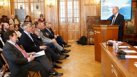El consejero de Industria, Empleo, Innovaci&oacute;n y Comercio, Eduardo Arasti, inaugura la I Jornada de Internacionalizaci&oacute;n Empresarial IMEX-Cantabria.
20 MAR 25