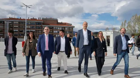 El consejero de Fomento, Vivienda, Ordenaci&oacute;n del Territorio y Medio Ambiente, Roberto Media, visita las obras del parking de La Carmencita.

21 MAR 25