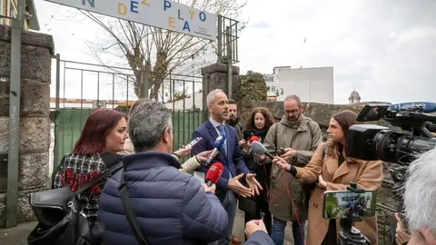 09:45 horas. Cl. Santa Lucia, 18. Santander

El consejero de Educaci&oacute;n, Formaci&oacute;n Profesional y Universidades, Sergio Silva, visita el CEIP Men&eacute;ndez Pelayo y realizar&aacute; declaraciones sobre las obras en el centro educativo.