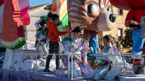 Desfile Fiestas San Jose 25-4