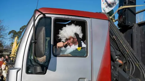 Desfile Fiestas San Jose 25-12