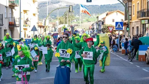 Desfile Fiestas San Jose 25-27