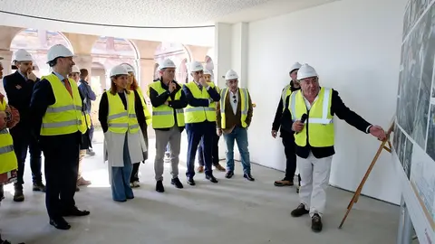 La presidenta de Cantabria, Mar&iacute;a Jos&eacute; S&aacute;enz de Buruaga, visita las obras de rehabilitaci&oacute;n del Palacio Jaime del Amo para su uso como centro cultural y teatro.

2 ABR 24