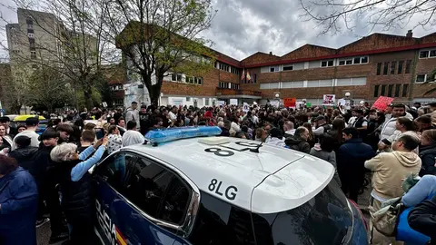 WhatsApp Image 2025-03-28 at 14.23.48