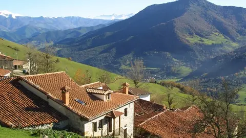 POTES PAISAJE
25 NOV 04