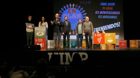 El consejero de Educaci&oacute;n, Formaci&oacute;n Profesional y Universidades, Sergio Silva, acude a la entrega de premios del concurso escolar &ldquo;En Plan Planeta&rdquo;.
15 abr 25