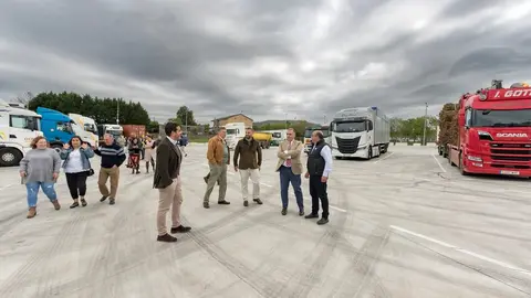13:00 horas. &Aacute;rea de Servicio Los Arcos. Anero, Ribamont&aacute;n al Monte 

El consejero de Fomento, Vivienda, Ordenaci&oacute;n del Territorio y Medio Ambiente, Roberto Media, asiste a la inauguraci&oacute;n del aparcamiento de camiones.